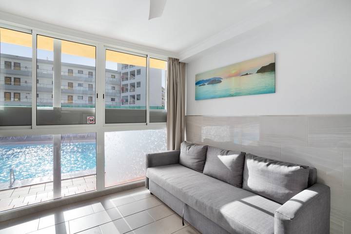 Ferienwohnung für 2 Personen, mit Garten und Kinderpool