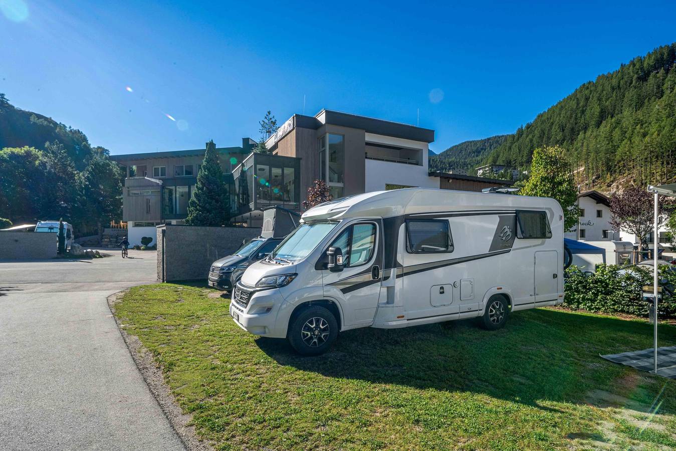 Kampeer plaats comfort 70-85 m² in Weißkamm, Sölden