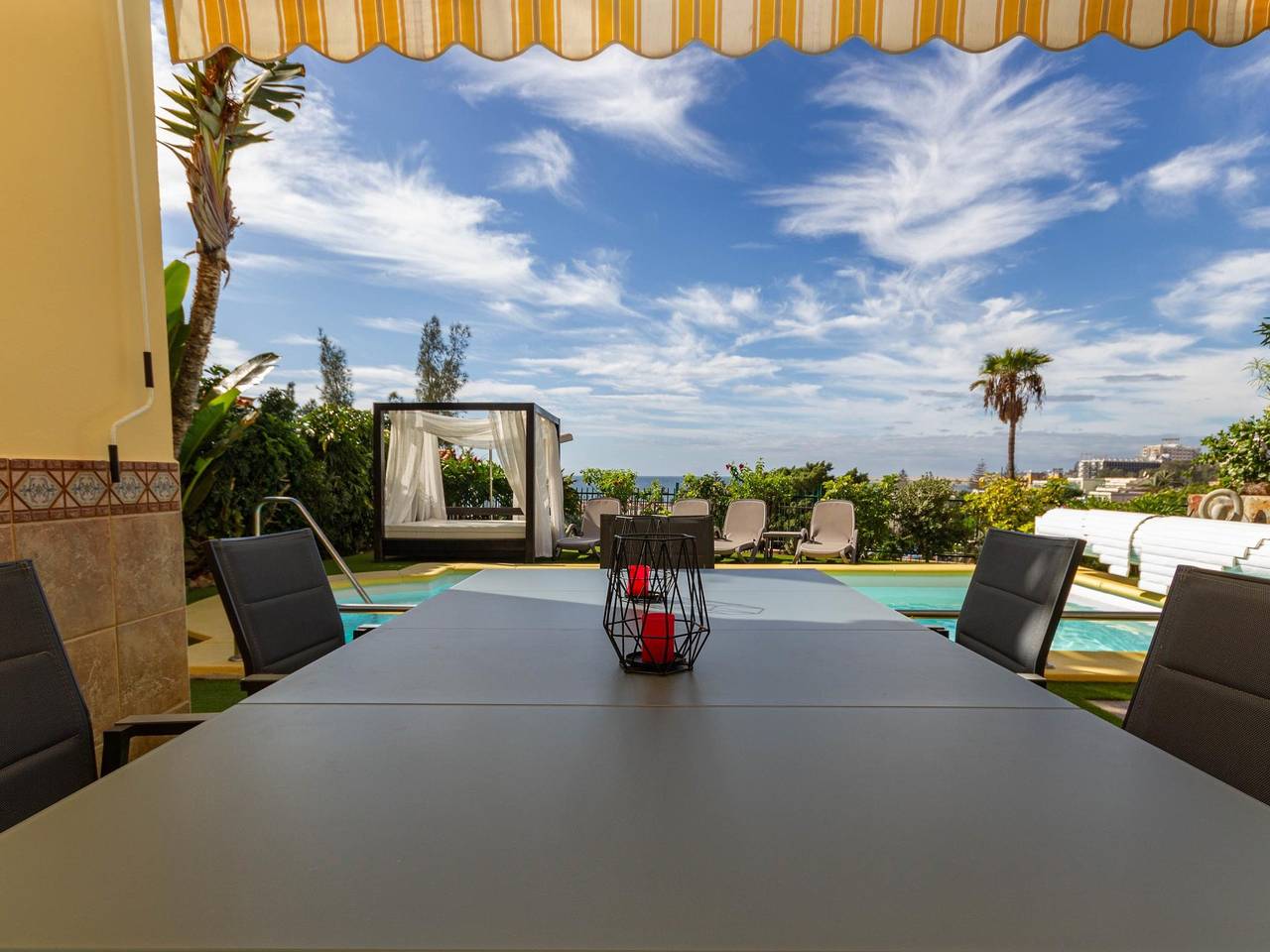 Sea Edge Friendly Holiday Home in San Agustín , San Bartolomé de Tirajana