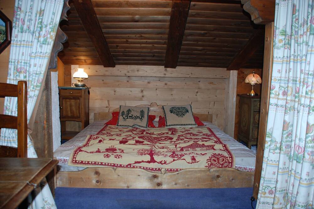 Au coeur de la célèbre station Bernoise, en zone piétonne in Gstaad, Saanen