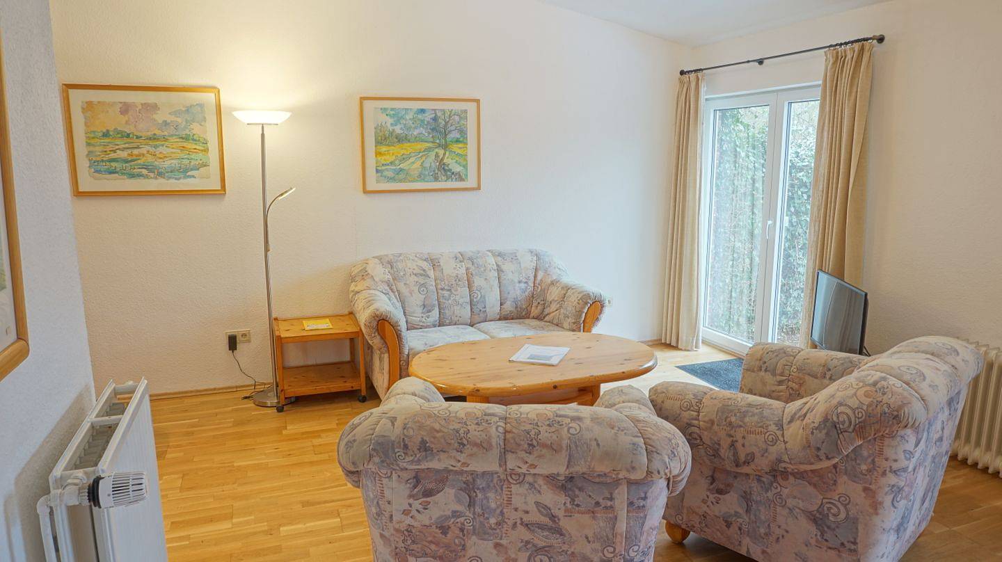 Ganze Wohnung, Künstlergarten Wohnung 2: Komfortable Ferienunterkunft mit Terrasse und Garten in Garding für 4 in Garding, Eiderstedt