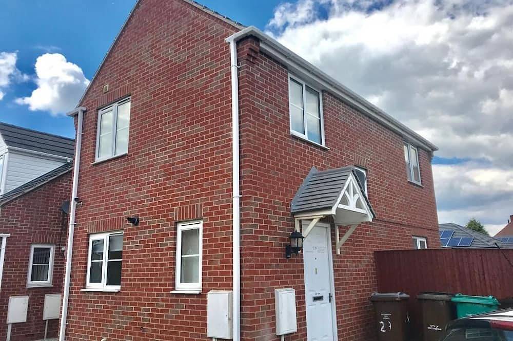 A Wonderful House Share: can Accommodate up to 15 Friends and Family in Nottingham, Midlands del Este