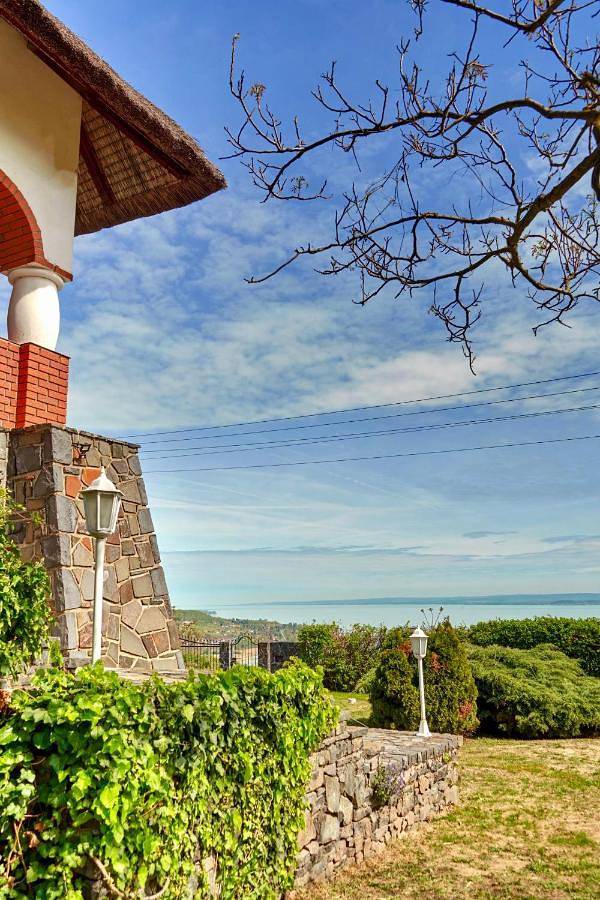 Top Hill Balaton in Badacsonytomaj, Balaton Region
