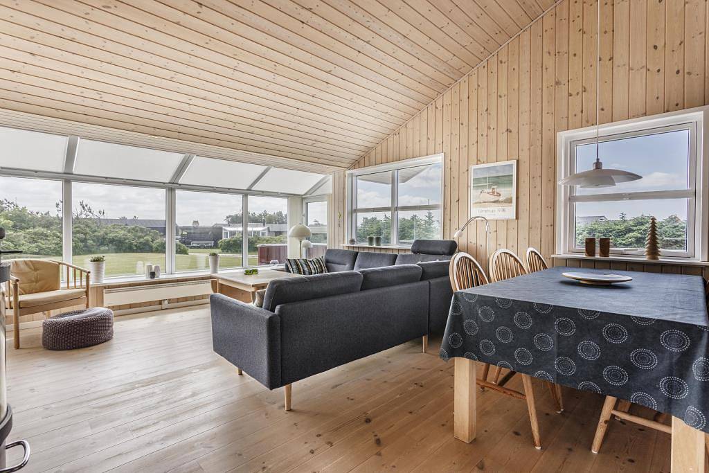 Bright holiday home in a lovely area near Lønstrup beach in lønstrup, Hjørring Region