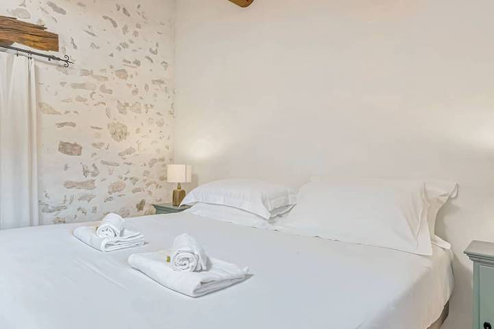 Location de vacances pour 7 personnes, avec balcon et jardin à Simiane-la-Rotonde - 4