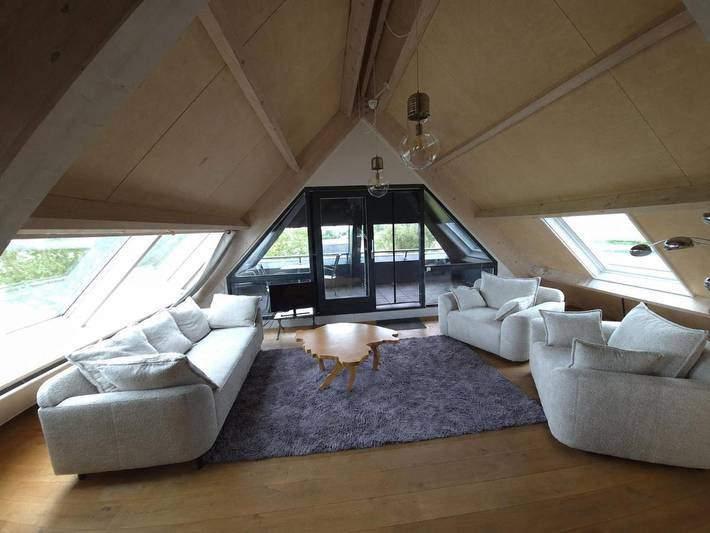Maison d’hôte pour 8 personnes, avec vue ainsi que vue sur le lac et jardin, adapté aux familles dans Frise - 3