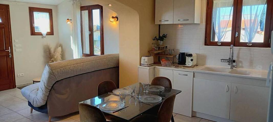 Location de vacances pour 4 personnes, avec Terrasse ainsi que Jardin et Vue à Forcalquier - 4