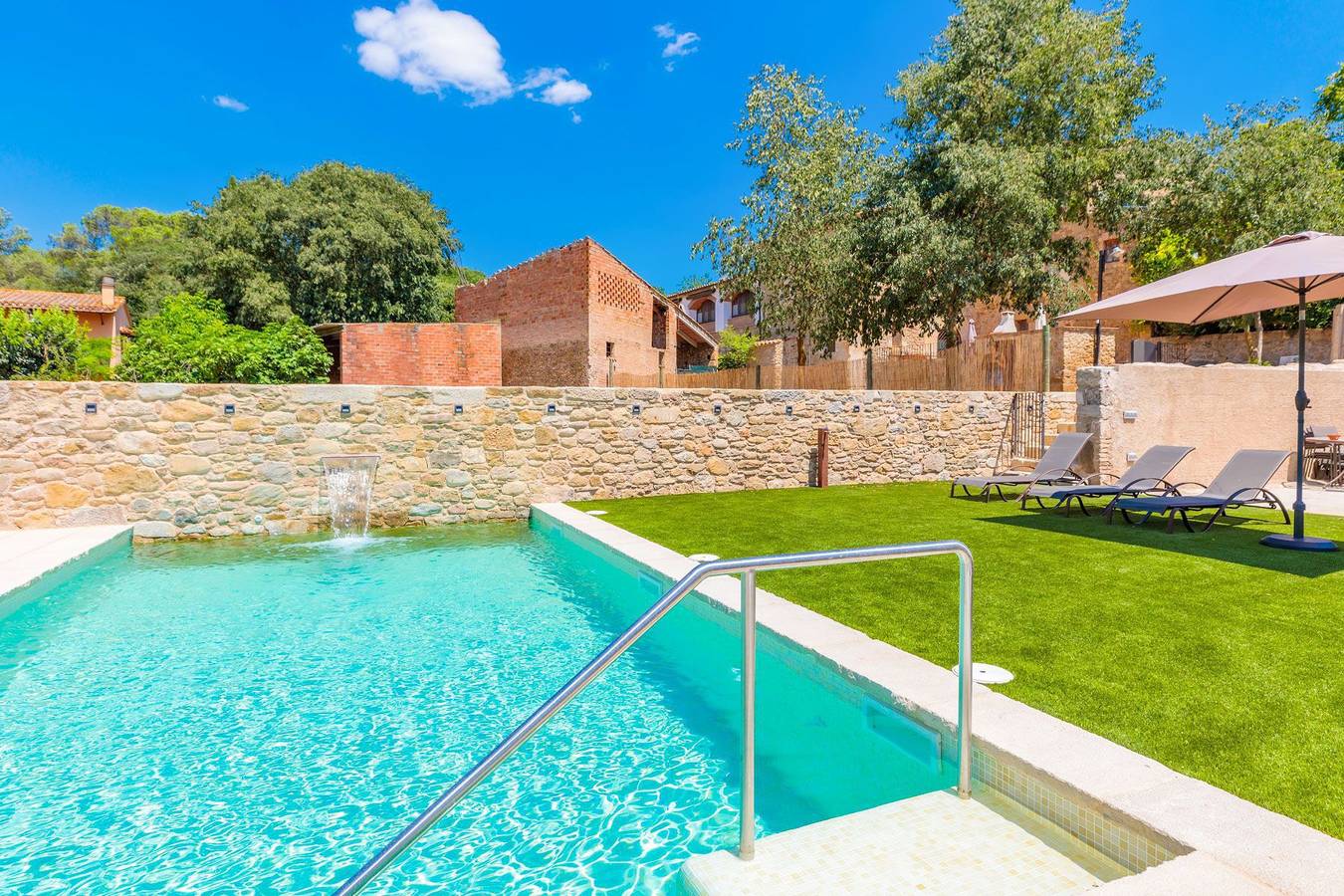 Villa Sant Feliu in Sant Jordi Desvalls, Gironès