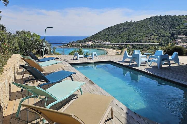 Villa pour 6 personnes, avec jardin et balcon