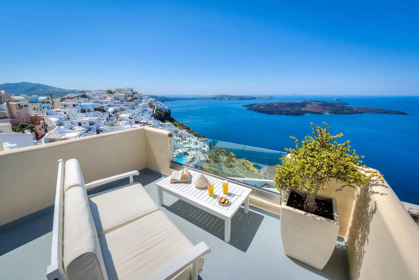 Extraordinary Santorini Villa | Villa Wisely | 1 Bedroom Suite | Spectacular Caldera View | Firostefani in Firostefani, Imerovigli