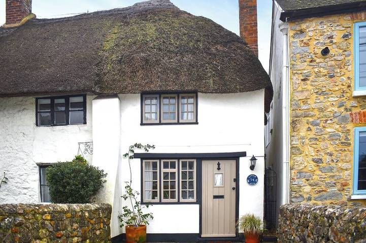 Cottage for 4 people, with garden in Seaton