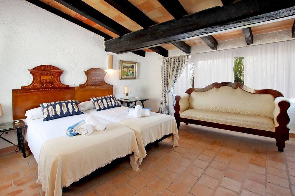 Villa Can Milana with stunning views in a privileged location in La Mola in Port d'Andratx, Andratx
