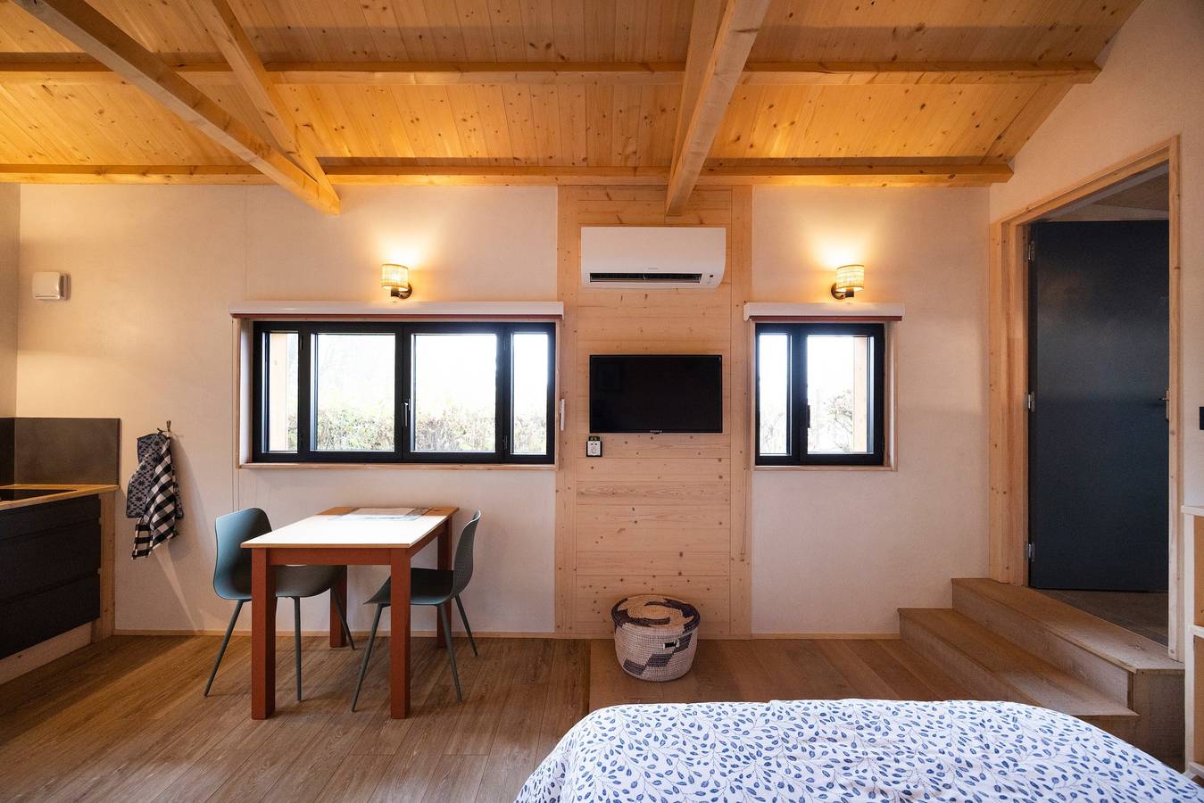 Appartement entier, Appartement 'Cabane' avec Wi-Fi et climatisation in Marcellaz-Albanais, Région d'Annecy