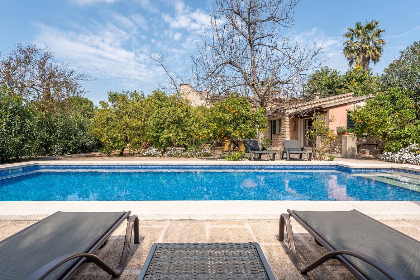 Landhaus mit romantischem Innenhof und Pool – Finca Ca'n Vaqueta in L'Horta, Sóller