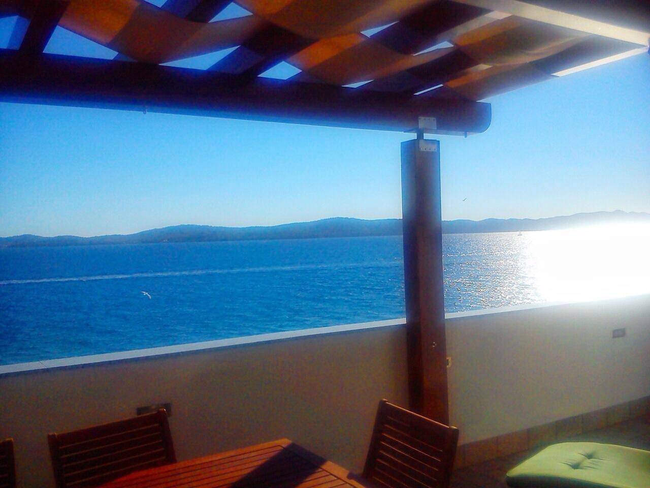 Cały apartament wypoczynkowy, Penthouse for five people with a balcony in Bibinje, Zadar