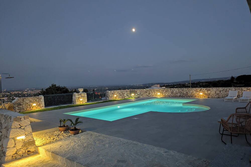 Country house with fabulous view on Syracuse' gulf in Solarino, Siracusa e dintorni
