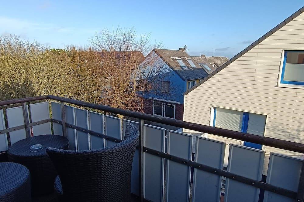 Ganze Wohnung, Apartment Dach zur Inselseite mit Balkon - Haus Hoog Stean in Helgoland