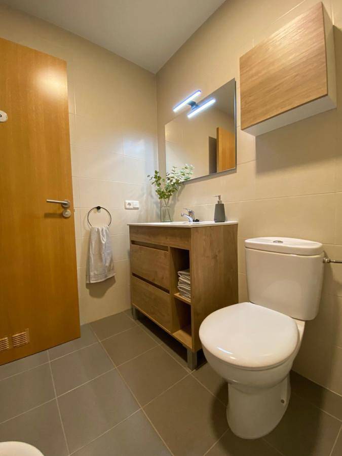 Appartement de vacances entier, Double Room with Private Bathroom in Olite, Province de Navarra