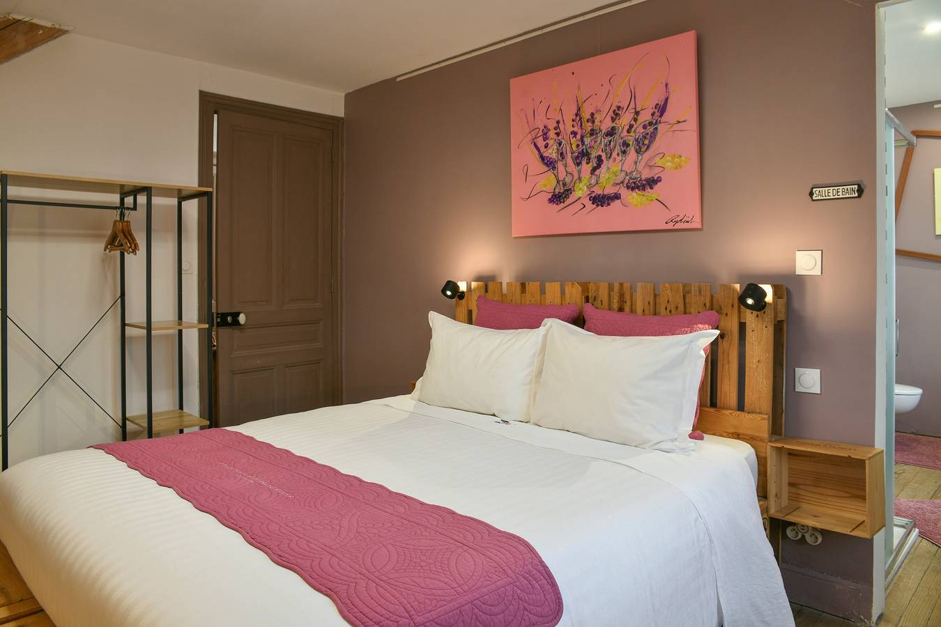 Chambre d'hôte Wine Room in Saint-Genix-les-Villages, Région de Chambéry