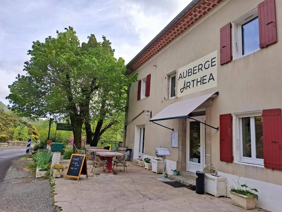 Auberge Arthéa in Laviolle, Parc naturel régional des Monts d'Ardèche