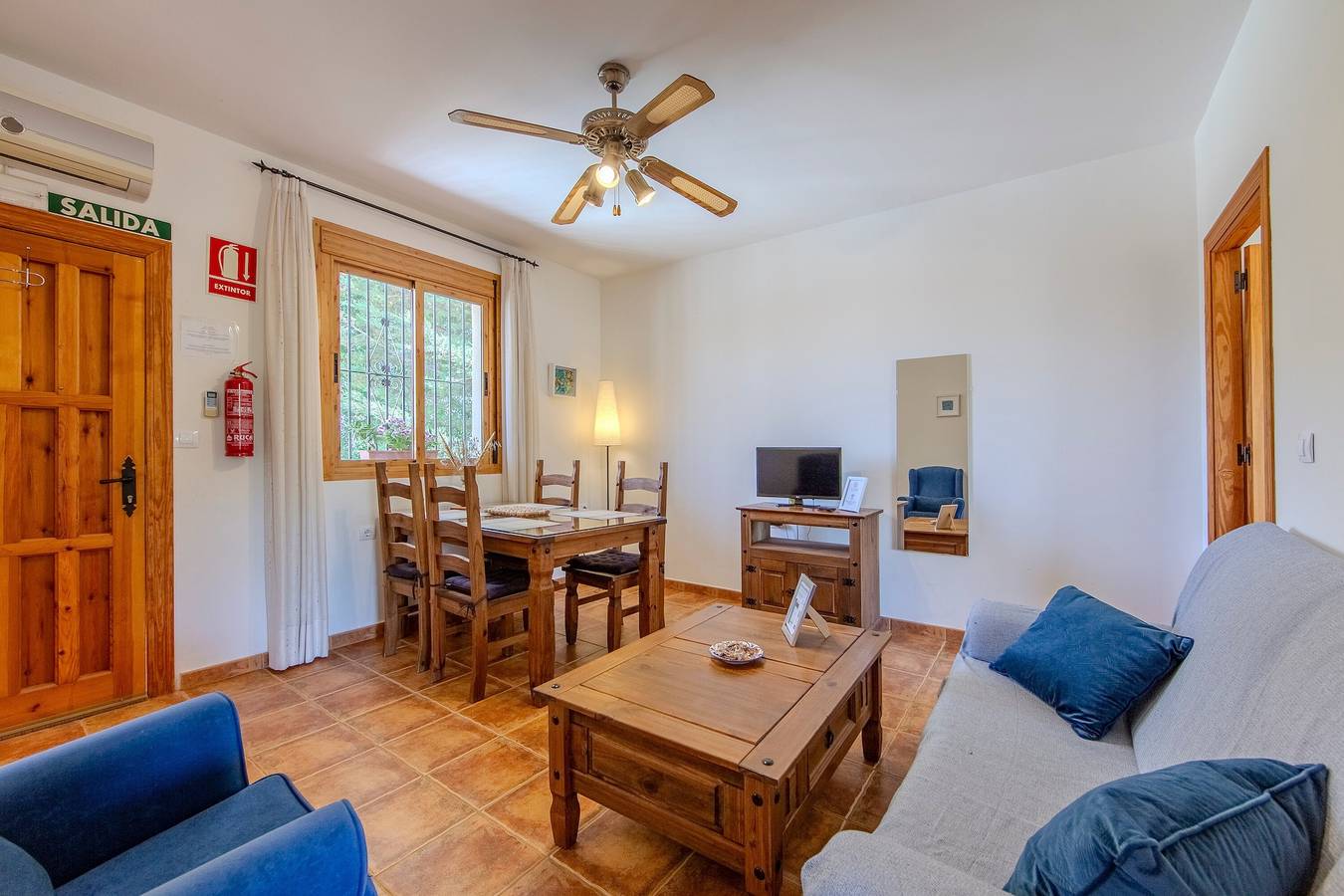 Apartamento entero, Apartamento 'Apartamento Membrillo' con vistas a la montaña, Wi-Fi y aire acondicionado in Vélez-Rubio, Provincia de Almería