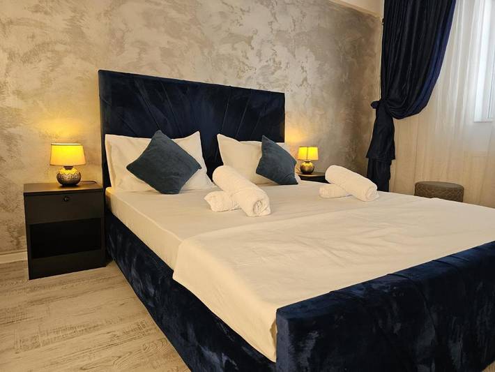 Chambre d’hôte pour 2 personnes, avec vue ainsi que jardin et terrasse, adapté aux familles à Bucarest - 2