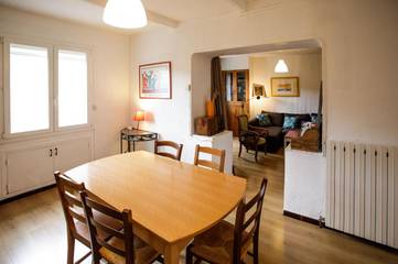 Gîte pour 5 personnes, avec terrasse et vue à Padern