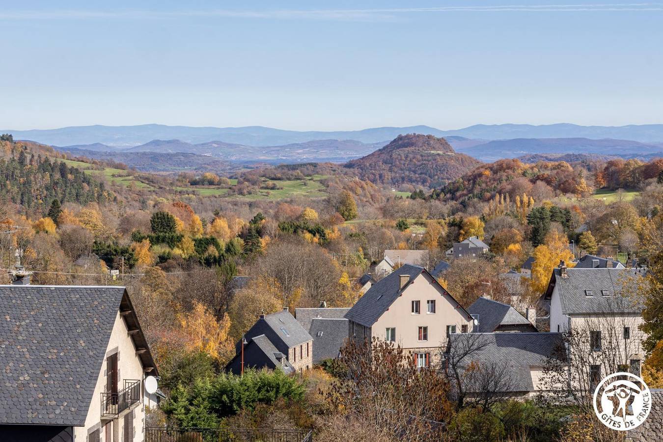 Les Remparts in Besse-et-Saint-Anastaise, Parque Natural Regional Volcans d'Auvergne