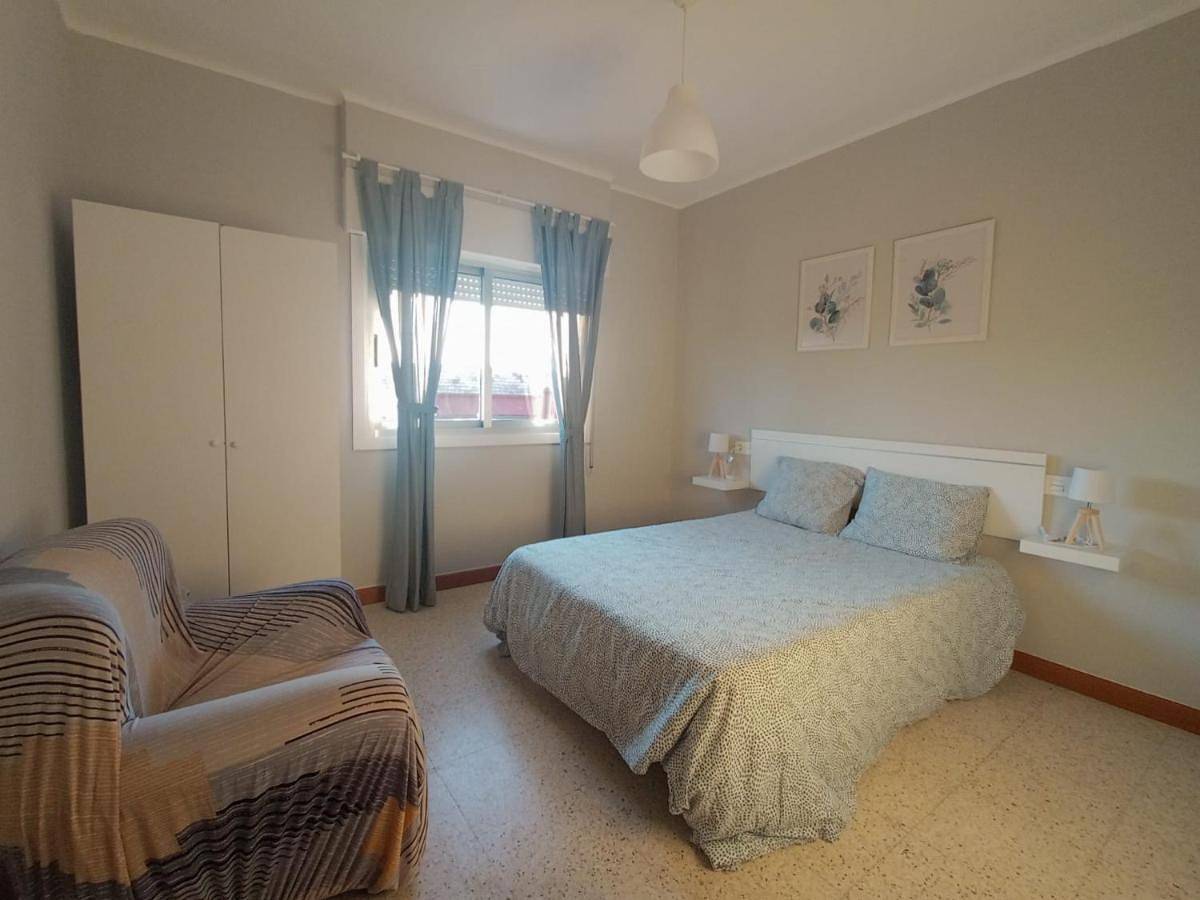 Apartamento inteiro, Three-Bedroom Apartment in Vigo, Rias Baixas