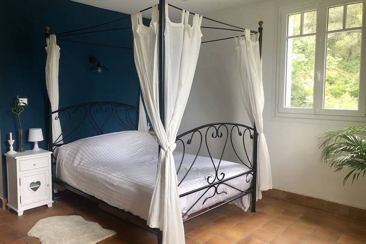 Location de vacances pour 10 personnes, avec jardin et terrasse à Le Tholonet - 3