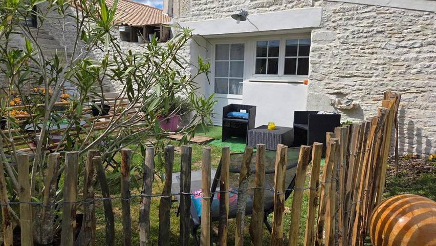 Gîte pour 3 personnes, avec jardin à Puyravault (Vendée)