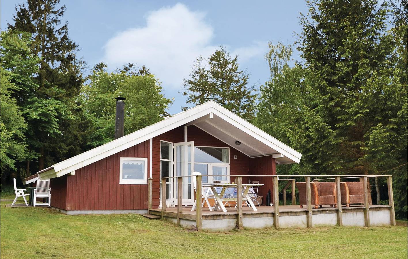 Vacation house for 6 people with terrace in Frederikssund, Frederikssund Region