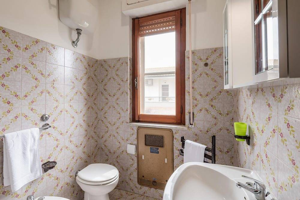 Casa con 3 camere da letto, adatta agli animali domestici, a Tarquinia Lido. in Lido di Tarquinia, Tarquinia