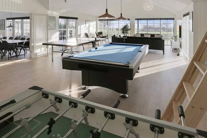 Ferienhaus für 26 Personen, mit Sauna und Garten, mit Haustier in Tårup