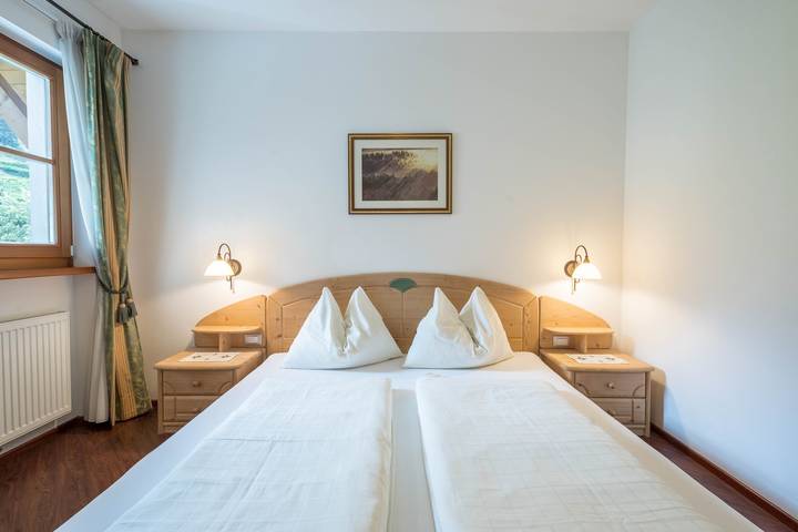 Ferienwohnung für 4 Personen, mit Garten im Dorf Tirol - 2