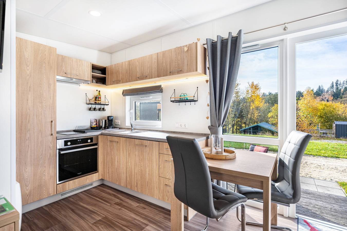 Vakantiehuis 'Tiny-Haus Nr 16' met Uitzicht op de Bergen, Wi-Fi en Airconditioning, foto 6