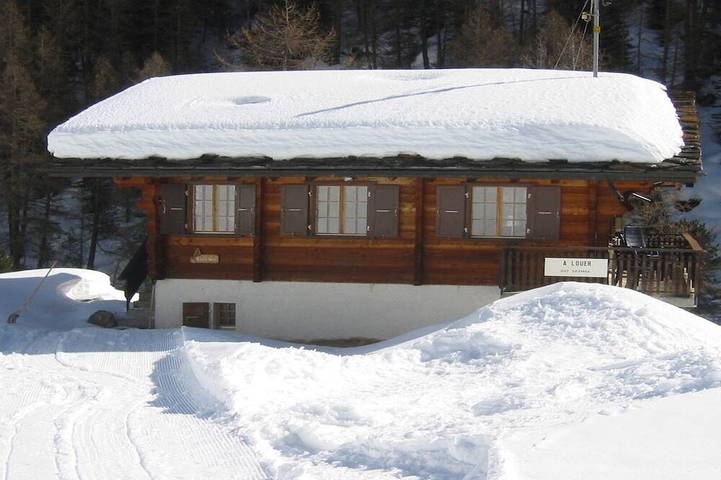 Warmes und gemütliches Chalet mit Kamin, kostenlosem WLAN und elegantem Komfort. in Arolla, Evolène