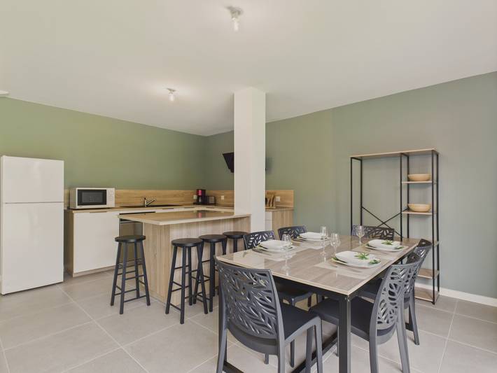 Location de vacances pour 4 personnes, avec Jardin à Le Tour-du-Parc
