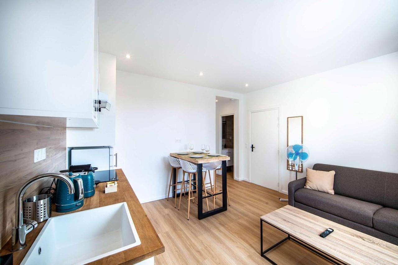 Appartement entier, Two-Bedroom Apartment in Bonnières-sur-Seine, Yvelines