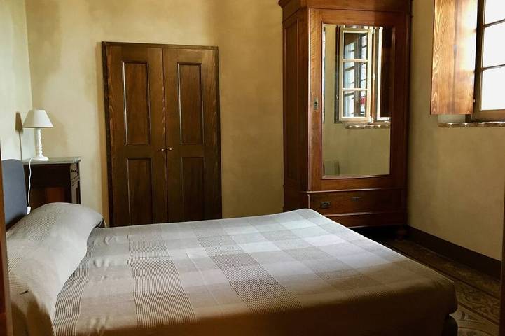 Ferienwohnung für 2 Personen, mit Pool und Garten in Savona - 2