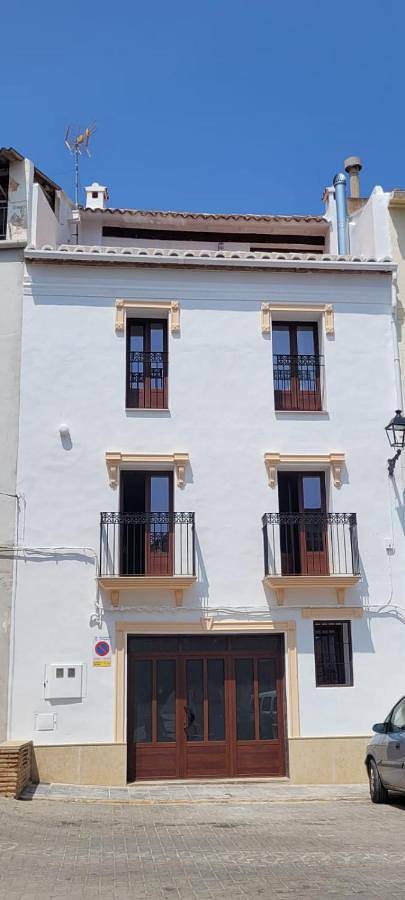 Casa de vacaciones para 8 personas, con balcón y jacuzzi - 1