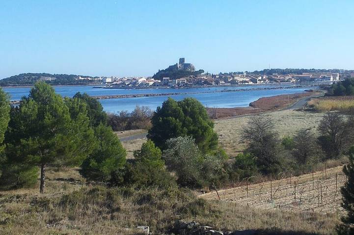 Ferienhaus für 8 Personen, mit Garten und Balkon in Gruissan