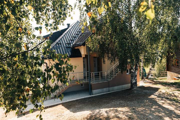 Appartement de vacances pour 4 personnes, avec jardin et vue