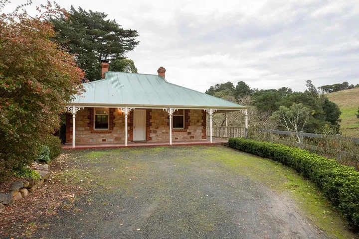 Villa for 2 people, with view and balcony as well as garden - 1