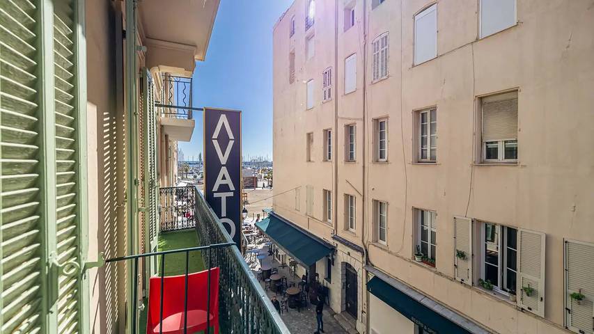 Gîte pour 3 personnes dans Cinema Les Arcades Ales - 2