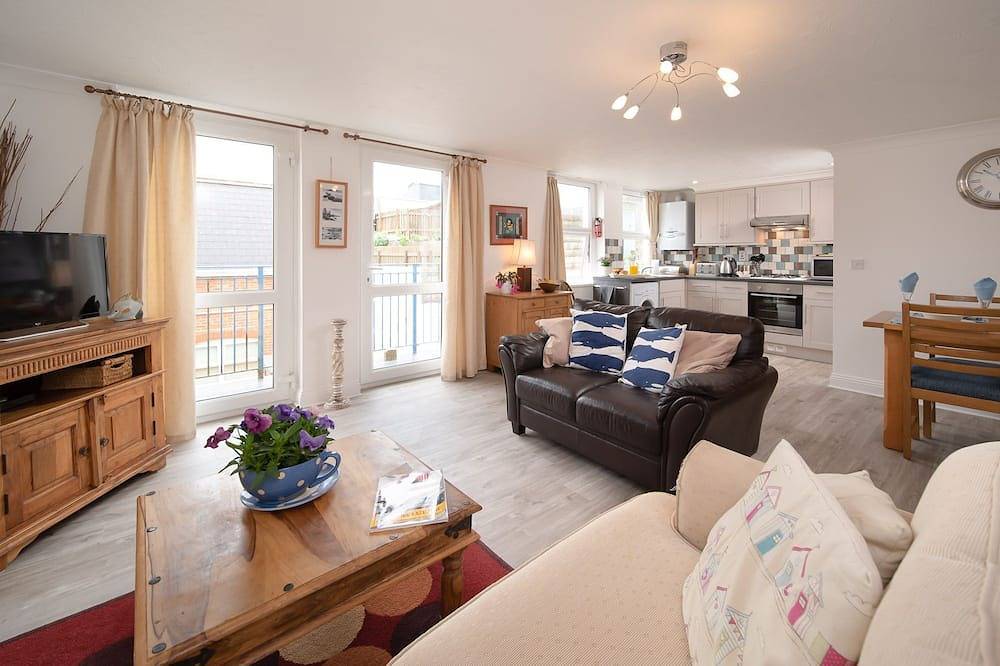 Apartamento entero, Amplio apartamento de 2 dormitorios a poca distancia de la playa de Woolacombe, con estacionamiento propio in Woolacombe, Devon