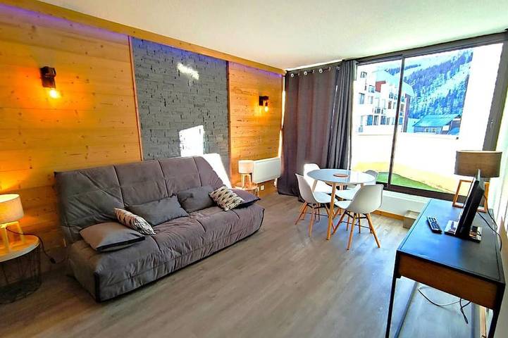 Chalet pour 4 personnes, avec balcon à Isola