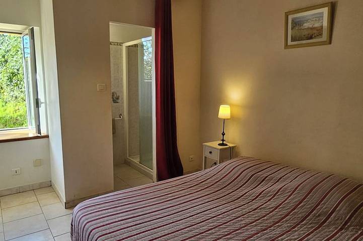 Location de vacances pour 9 personnes, avec jardin à Mauzens-et-Miremont - 3