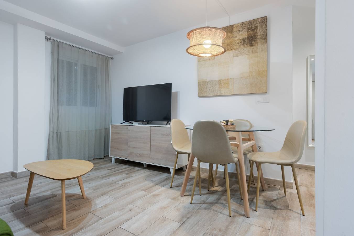 Entire apartment, Apartment 'Sevilla Santa Justa 2' with Balcony, Wi-Fi and Air Conditioning in San Pablo-Santa Justa, Sevilla