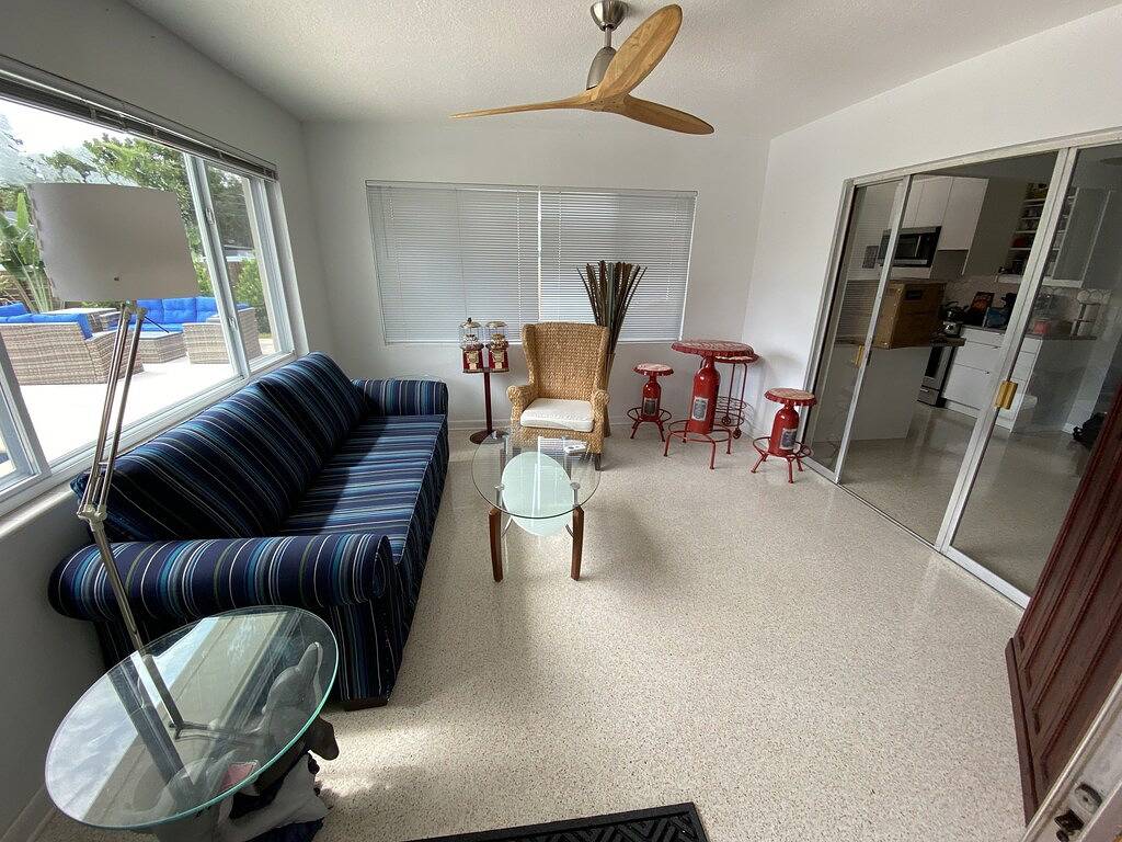 Tranquil Escape Heated Pool & Hot Tub - Gulf Coast Beach - Home away from Home in Largo, Pinellas County